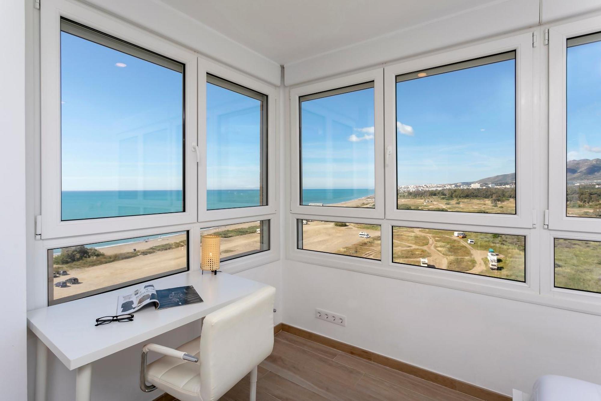 Sunstay Guadalmar Loft Seaview Malaga Bagian luar foto