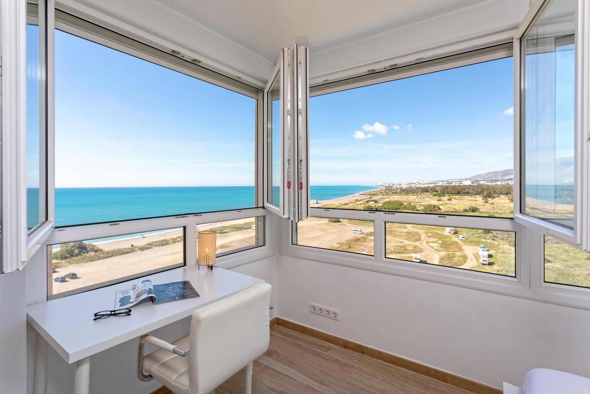 Sunstay Guadalmar Loft Seaview Malaga Bagian luar foto